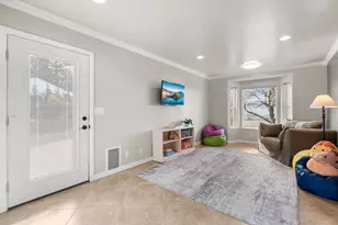 4935 Cherry Ln, Medford, OR 97504 - Photo 23