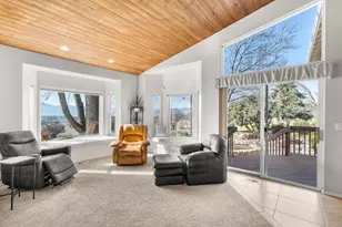 4935 Cherry Ln, Medford, OR 97504 - Photo 13