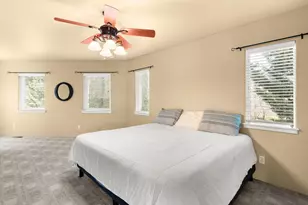 4935 Cherry Ln, Medford, OR 97504 - Photo 37