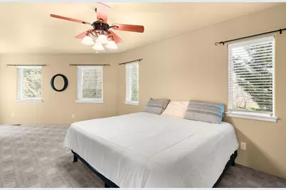 4935 Cherry Lane, Medford, OR 97504 - Photo 37