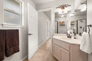 4935 Cherry Ln, Medford, OR 97504 - Photo 29