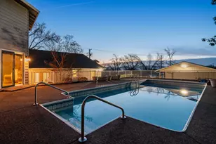 4935 Cherry Ln, Medford, OR 97504 - Photo 7