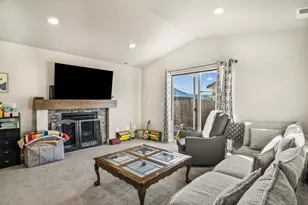 1318 NW Willow Parkway Rd, Madras, OR 97741 - Photo 11