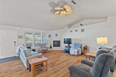 8576 E Evans Creek Road, Rogue River, OR 97537 - Photo 11