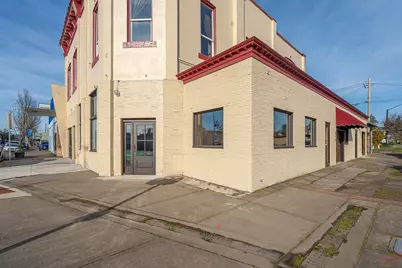 811 E 1st Street, Newberg, OR 97132 - Photo 3