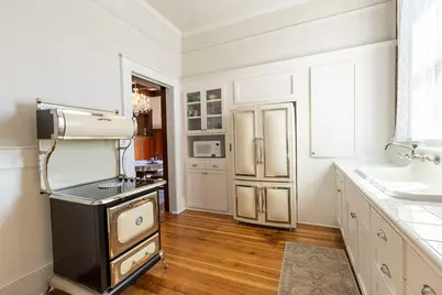 811 E 1st Street, Newberg, OR 97132 - Photo 33