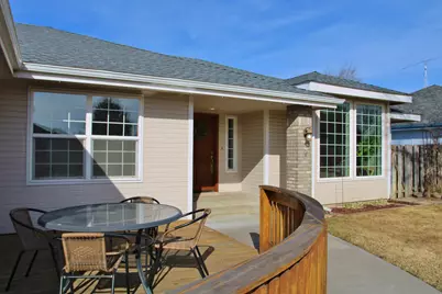 4134 Monrovia Way, Klamath Falls, OR 97603 - Photo 3