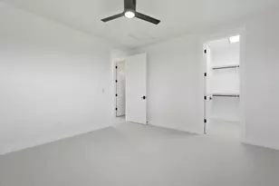 62621 NW Mt Hood Dr, Bend, OR 97703 - Photo 25