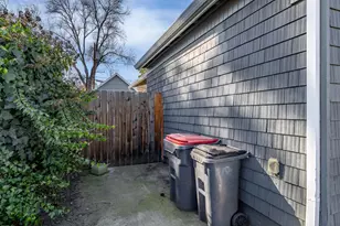 624 S Ivy St, Medford, OR 97501 - Photo 31