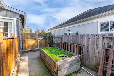 624 S Ivy Street, Medford, OR 97501 - Photo 21