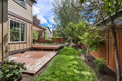 20583 Sierra Drive, Bend, OR 97701 - Photo 31