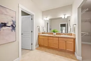 20381 Aberdeen Dr, Bend, OR 97702 - Photo 19