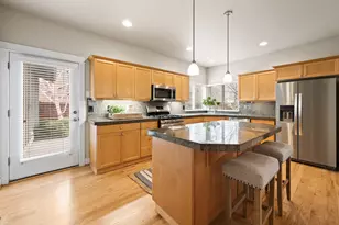 20381 Aberdeen Dr, Bend, OR 97702 - Photo 13