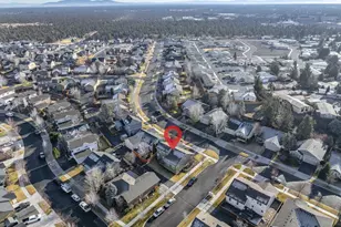 20702 Beaumont Dr, Bend, OR 97701 - Photo 27