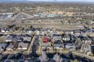 20702 Beaumont Dr, Bend, OR 97701 - Photo 31