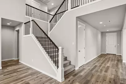 1153 Pumpkin #322, Eagle Point, OR 97524 - Photo 5