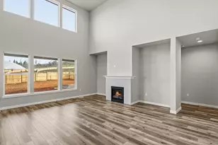1153 Pumpkin Ridge Dr, Eagle Point, OR 97524 - Photo 9