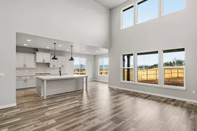 1153 Pumpkin #322, Eagle Point, OR 97524 - Photo 9