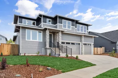 1153 Pumpkin Ridge Drive #322, Eagle Point, OR 97524 - Photo 1