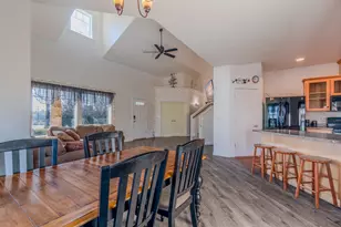 1316 NE Foster Way, Grants Pass, OR 97526 - Photo 7