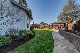 1316 NE Foster Way, Grants Pass, OR 97526 - Photo 3