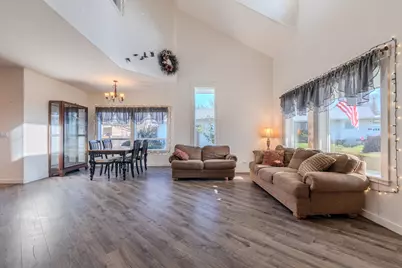 1316 NE Foster Way, Grants Pass, OR 97526 - Photo 5