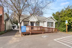 27 Crater Lake Ave, Medford, OR 97504 - Photo 23