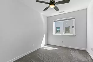 303 Everett Way, Talent, OR 97540 - Photo 21