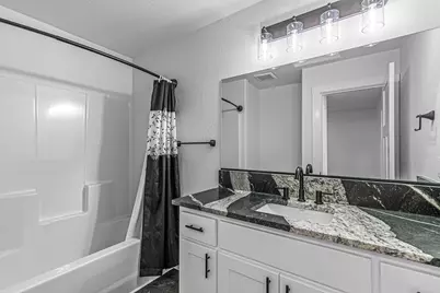 303 Everett Way, Talent, OR 97540 - Photo 19