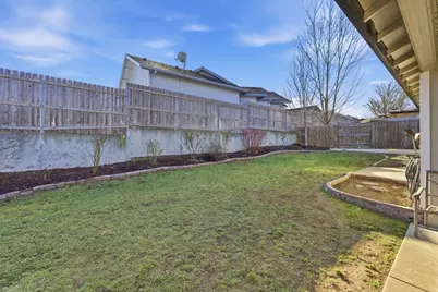 917 Stonewater Drive, Eagle Point, OR 97524 - Photo 25