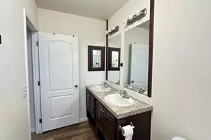 63818 Ranch Village Dr, Bend, OR 97701 - Photo 15