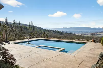 4182 N Roxy Drive, Medford, OR 97504 - Photo 69