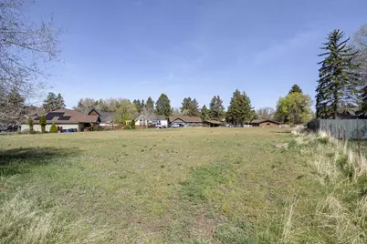 2640 NE 8th Street, Bend, OR 97701 - Photo 33