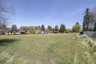 2640 NE 8th St, Bend, OR 97701 - Photo 33