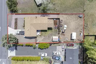 2667 NE Jones Rd, Bend, OR 97701 - Photo 13