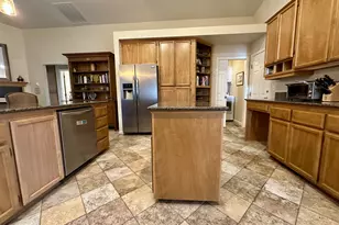 135 Meadow Slope Dr, Talent, OR 97540 - Photo 11