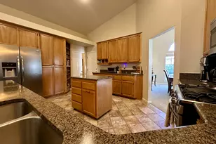 135 Meadow Slope Dr, Talent, OR 97540 - Photo 17