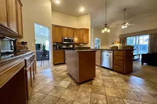 135 Meadow Slope Dr, Talent, OR 97540 - Photo 15