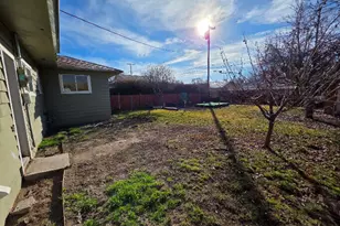 2136 Eberlein Ave, Klamath Falls, OR 97601 - Photo 25