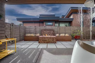 2728 NW Lemhi Pass Dr, Bend, OR 97703 - Photo 41