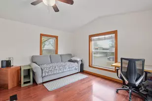 208 Chestnut Ln, Grants Pass, OR 97526 - Photo 7