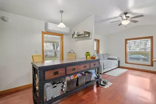 208 Chestnut Ln, Grants Pass, OR 97526 - Photo 15