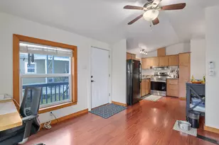 208 Chestnut Ln, Grants Pass, OR 97526 - Photo 9