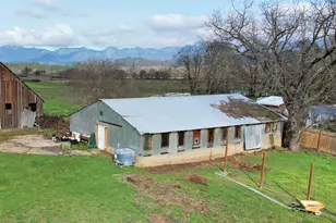 17275 Water Gap Rd, Williams, OR 97544 - Photo 33