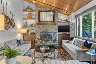 70915 Mule's Ear, Black Butte Ranch, OR 97759 - Photo 15