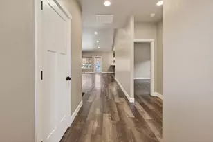 2793 SW 33rd St, Redmond, OR 97756 - Photo 5