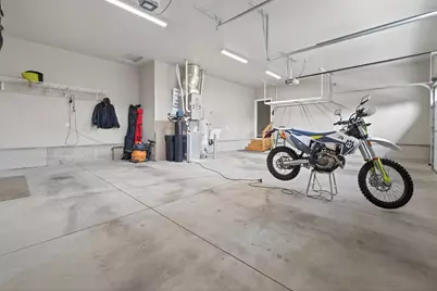 2793 SW 33rd Street, Redmond, OR 97756 - Photo 35