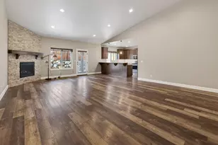 2793 SW 33rd St, Redmond, OR 97756 - Photo 7