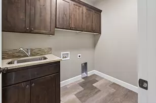 2793 SW 33rd St, Redmond, OR 97756 - Photo 31