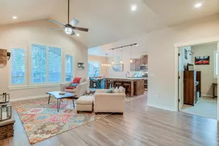 51868 Trapper George Ln, La Pine, OR 97739 - Photo 5